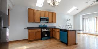 2428 West Taylor Gallery 1