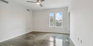 3100 Banks St Gallery 11