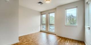 Modern 3-Bedroom Curtis Park Townhome Steps from RiNo & Larimer Street Gallery 5