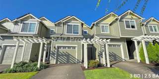 Comfortable 3 BD | 2.5 BA Townhome - West Linn Gallery 1
