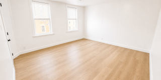 96 Nichols Street Gallery 1