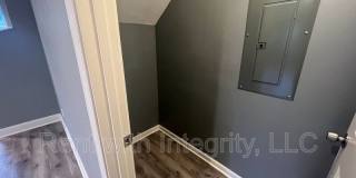 2062 Hollywood Drive Gallery 6