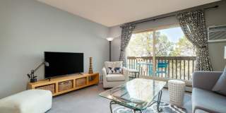 Fully Furnished 2 Bedroom Available Now! Gallery 4