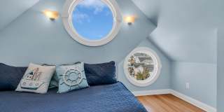 18 Meadow Avenue Gallery 41
