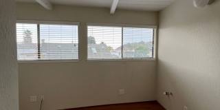 Short walk to the Beach / Available Now / Pets Welcome Gallery 13