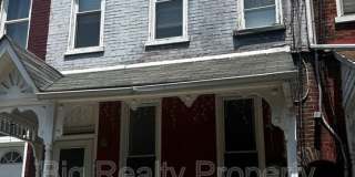 441 Walnut St Gallery 1