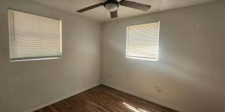 Charming 2 bedroom, 1 Bath Gallery 6