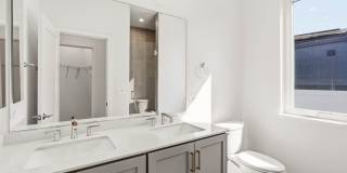 Reservoir District Townhome | 3 Bed + Den | 3.5 Bath | 1,800 Sf | Large Private Rooftop Deck & Balcony | 1 Car Garage Gallery 27