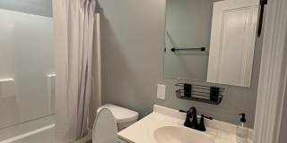 Spacious apartment in historic house! Gallery 11