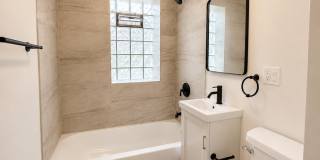 7418 North Ashland BoulevardApt 2 Gallery 8