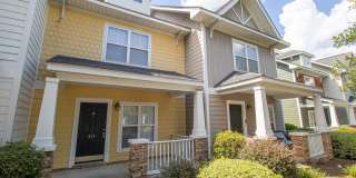 Discover comfortable living in Hampton Forest — a charming 2 bedroom, 2.5 bath townhouse Discover comfortable living in Hampton Forest — a charming 2 bedroom, 2.5 bath townhouse Gallery 1