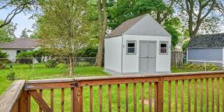 720 Country Lane S Gallery 5