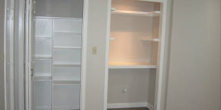 201 Ellwood St unit: 205 Gallery 10