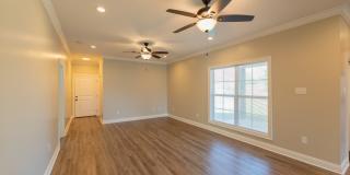 805 Royal St Gallery 3