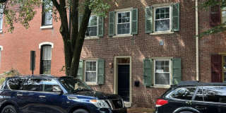 126 DARLINGTON Street Gallery 1