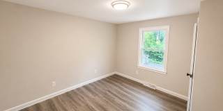 Beautifully Renovated 3 Bed / 1 Bath – Section 8 Welcome! Gallery 11