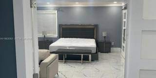 1430 Polk St Gallery 17