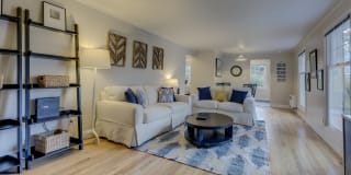 Shorewood Gallery 39