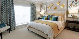 Kensington Square Gallery 5