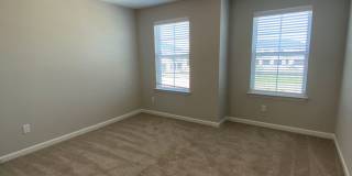 Like New Luxury Townhome! 3 BR, 2.5 BA, 2 Car Garage, Pool, Dog Park, and More! Gallery 21