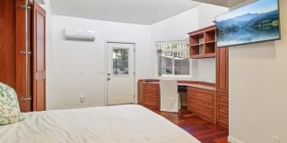La Jolla Home with Ocean Views! Solar and AC Gallery 24