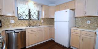 1970 Pondview Gallery 8