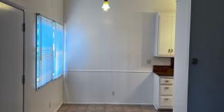 Midtown Ventura - Spacious one bedroom, one bath single level apartment Gallery 4