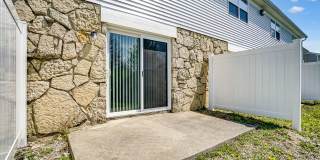 Emerald Square Villas Gallery 22