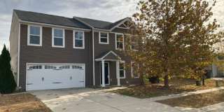4 bedroom 2.5 bath in Burnside Farms Gallery 1