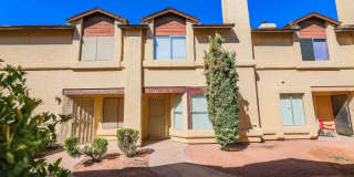 CUTE 2 BEDROOM CONDO! Gallery 1