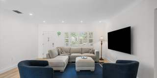 611 N Palmway Gallery 4