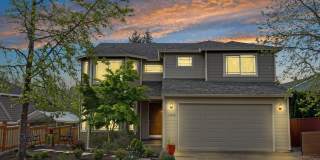 IMMACULATE & LOVELY 5 bed, 3 bath, + huge bonus room that can serve as a 5th bedroom, 2 car garage Gallery 33