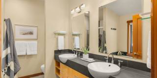 Bainbridge Island Condominium at Vineyard Lane Bainbridge Island Condominium at Vineyard Lane Gallery 27