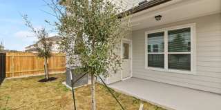 Beautiful 4bd/3.5ba Home! Upstairs Bonus Room & Faces Greenbelt in South Austin! Gallery 32