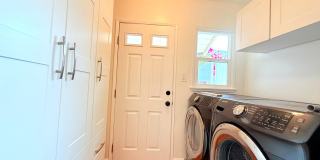 Fantastic 3 bed - 2 bath Home with backyard in North Hills Gallery 17