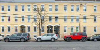 424 Division Street - 3 Gallery 1