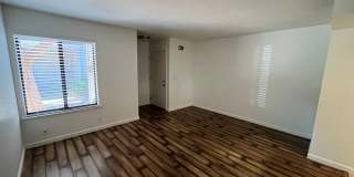 2 Story condo in North Davis Gallery 1