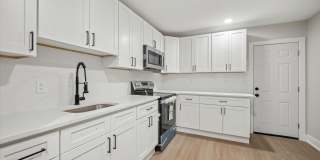 40 W REGER Street Gallery 8