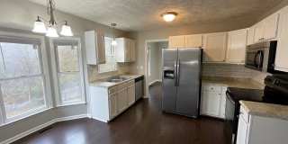 Updated 4 Bedroom / 3 Bathroom with In-Law Suite in Jack Britt School District! Gallery 9