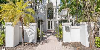 827 SE 2nd Ct Gallery 4