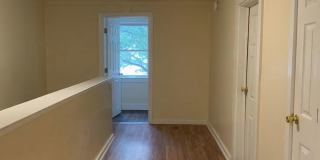 4-Bed Farmhouse Minutes from UVM Campus (30 Chase St) Gallery 16