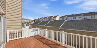Large Townhome in Wormans Mill! Gallery 26