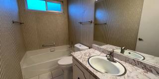 2bd/2ba home in Oakmont's 55+ adult Community Gallery 8