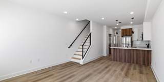 2534 N 11TH Street Gallery 11