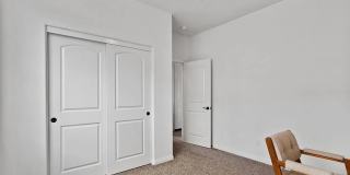 Spacious 3BD/2BA Home in Bakersfield's 93313 — Fully Equipped, Garage & Small Pets Welcome! Gallery 14