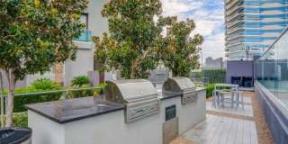 4535 Dean Martin Drive Gallery 58