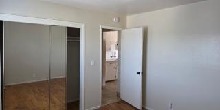 Welcome to Reeves Apartments Gallery 23