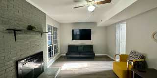 9501 Pondside Lane Gallery 8