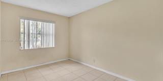 3750 SW 60th Ter Gallery 36