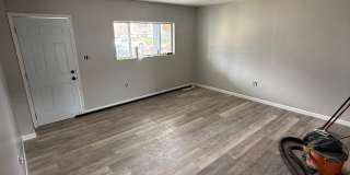 2 bedroom 1 Bathroom House for Rent! Gallery 1